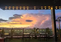 Sunday Sky Hotel in Korean Town Angeles, Near Clark International Airport - Swimmingpools