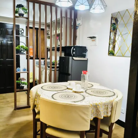 Cozy Urban Oasis: Your Perfect Home-Away-From-Home