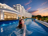 Zhoushan Zhujiajian Chanlu · Lanting Seaview Villa Hotel - Pools