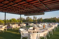 Velaris Boutique Hotel - 游泳池