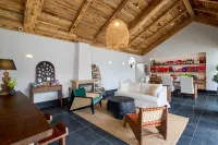 Floral Hotel· Yinchuan Xingxinsuo Homestay (Hei Lan Performing Arts Town  Branch) - 3-Star