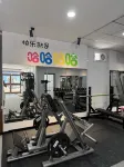 Four Seasons Jincheng Hotel (Five Avenues ZhiGu Subway Station) - Gym