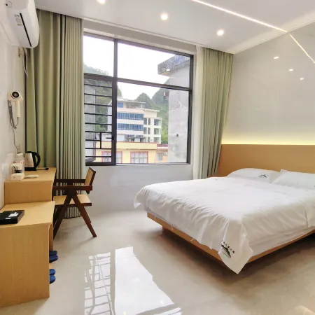 Shanshui Homestay Courtyard
