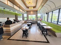 Finch Suite Hotels in Cihideung