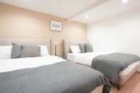 b&Tsutenkaku3 - Homestays