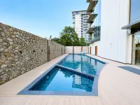 oneTree Plaza Hotel Cebu - Pools