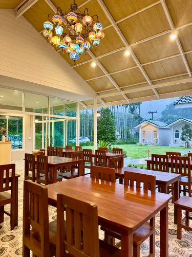 รูปภาพของHills & Hush Khao Sok Eco Resort