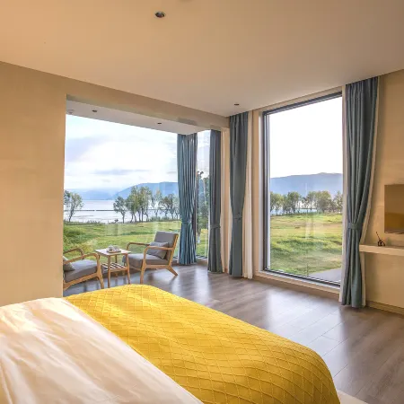 Dali Yunshuiyuebo Seaview Photography Boutique Hotel (Erhai Ecological Corridor Branch)