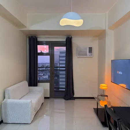 Hotel Avelon