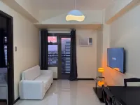 Hotel Avelon - balcony