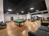 Cainian Hotel (Zhengzhou Xinzheng International Airport) - Gym
