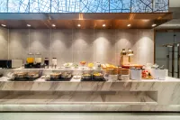 Poltton International Service Apartment (Foshan Yingtian Plaza Wanhua Metro Station Branch) - Condos