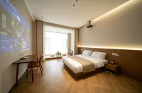 Xinlan Liuxia Cafe Courtyard Homestay - جاكوزي