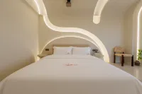 Cloud River Sky Residence - 2-Star