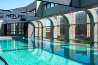 Shishi Dongfang Wanjia International Hotel - Pool