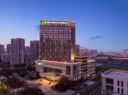 Wyndham Garden Changzhou Zhonglou Hotels near Zhonglou