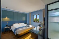 Zheda Yuanzheng Lanshe Hotel (Hangzhou Xihu Hefang Street)