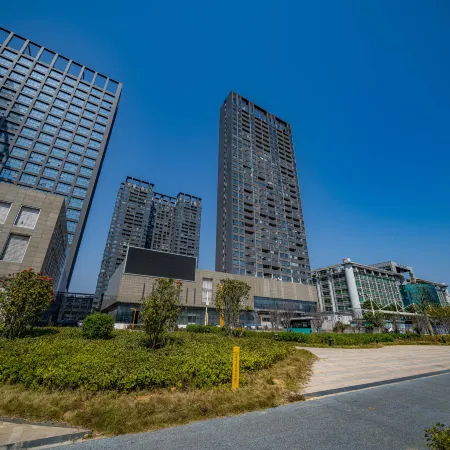 Austin Executive Apartment (Shenzhen Longgang Baolong Metro Station) Отели рядом с достопримечательностью «Biadi Share Co. ООО.»