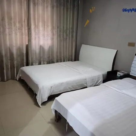 Xingangwan Hotel (Anqing Normal University Longshan Campus)