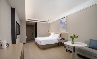 Starway Hotel (Dazhou Luofu Plaza)
