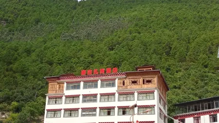 Hotel Nagyzasi Dechenz