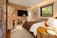 Fuxian Lake Grand corner Homestay - Parvekkeita