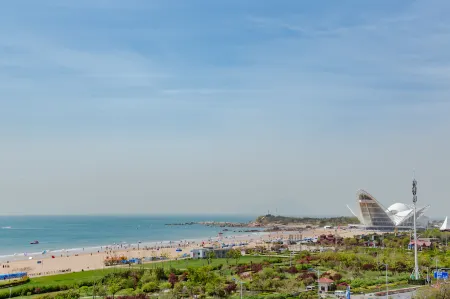 Qingdao Golden Beach Luxury Sea View Resort Homestay