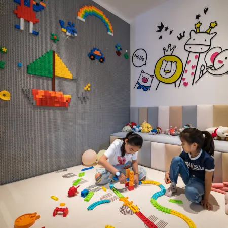 VOYAGE INTERNATIONAL HOTEL (Capital Airport New National Exhibition Store)
