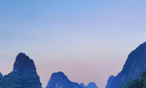 Four Seasons Yunqi Resort (Yangshuo Yulonghe Eternal Love Branch)