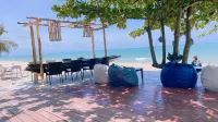Supar Royal Beach Resort Hotel di Khanom