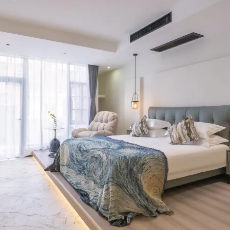 Zhujiajian Breezeju·Seaview Designer Homestay (Yueqian Branch)