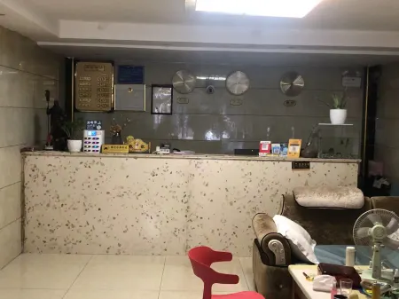 Sizhou Hotel along the river