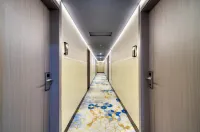 Haiyu Boutique Hotel (Wuyi Ancient City Hushan Plaza Branch)