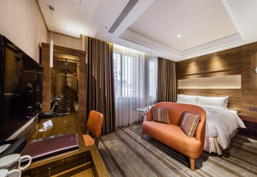 그린 월드 스테이션 호텔 교통