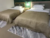 Shifang Jianjiang Bieyuan Homestay