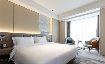 Taizhou Grand Hotel (Jiaxing South Lake Railway Station)