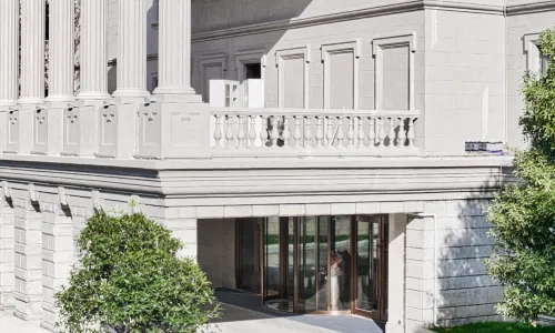 Longdu Realm International Hotel