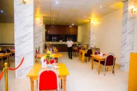 Royal Birds Hotel & Towers - breakfast