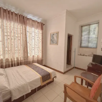 Guilin Anyuan Hotel (North Railway Station) Hotels near Guilin West Railway Station