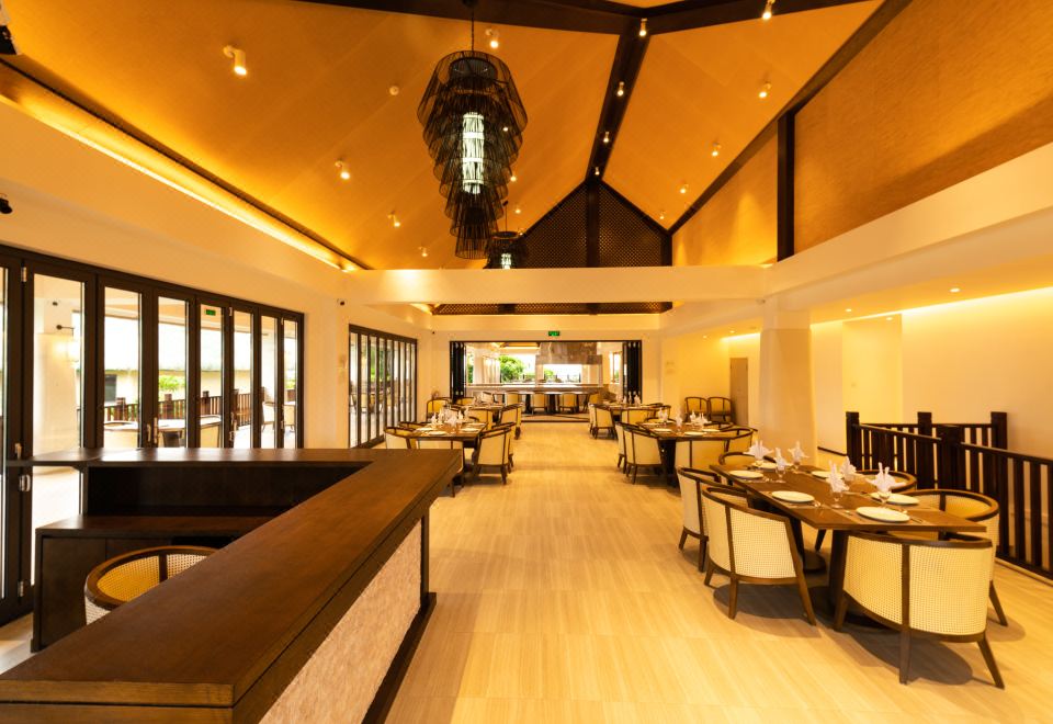 3. H Resort..