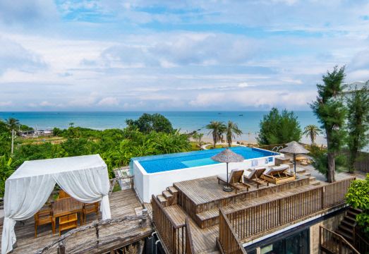 花筑奢·日冉东方·外琨塔酒店外景图