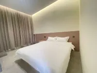Tiantian Xiaoyuan Hotels in Tieshangang District
