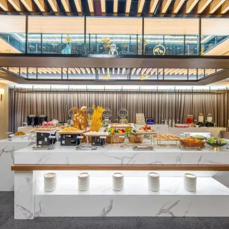Xichang Yuehaili Wetland Hotel (Qionghai 17 Degrees Branch)