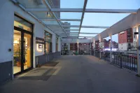 Wangsong Youth Hostel Hotels in 