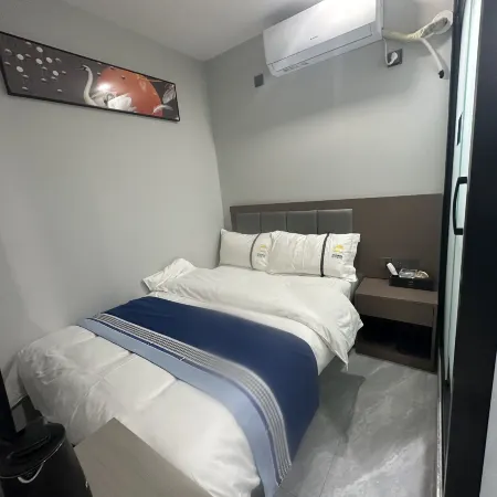 Lanbo Hotel