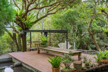 Xue'ershanfang B&B (Qiongzhong Limushan Forest Park)