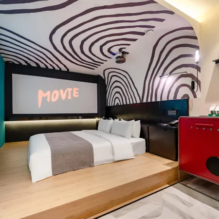 PHIREN Hotel (Loudi High speed Railway South Station, People's Government of Loudi, Loudi) Hotels in Loudi