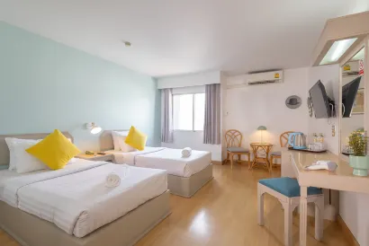 Green Palace Hotel