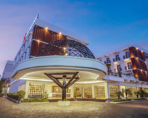 Swiss-Belcourt Lombok Hotels in Lombok