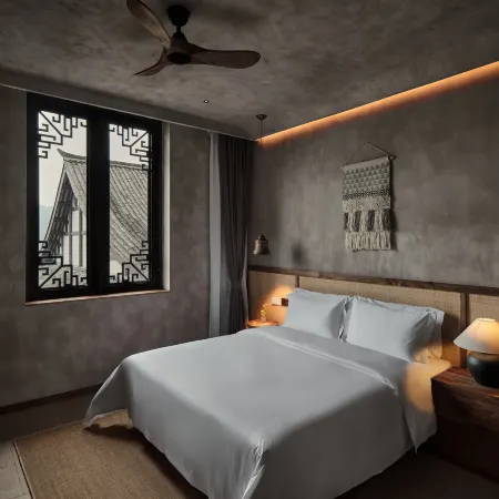 Leshan Giant Buddha Scenic Area River View Hotel [ The most popular hotels for tourists]